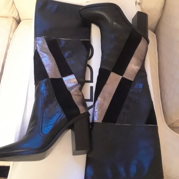 Aldo Boots - Picture 3 of 5